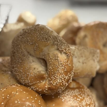 Fresh Bagels at BB's Bagels Alpharetta - Everything and Sesame Bagels
